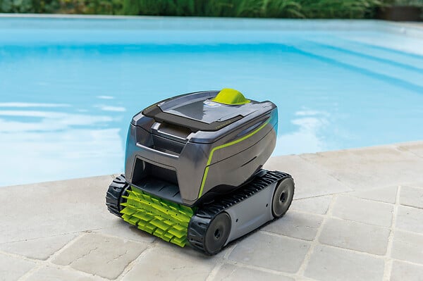 Robot d'entretien électrique pour piscine GT2120