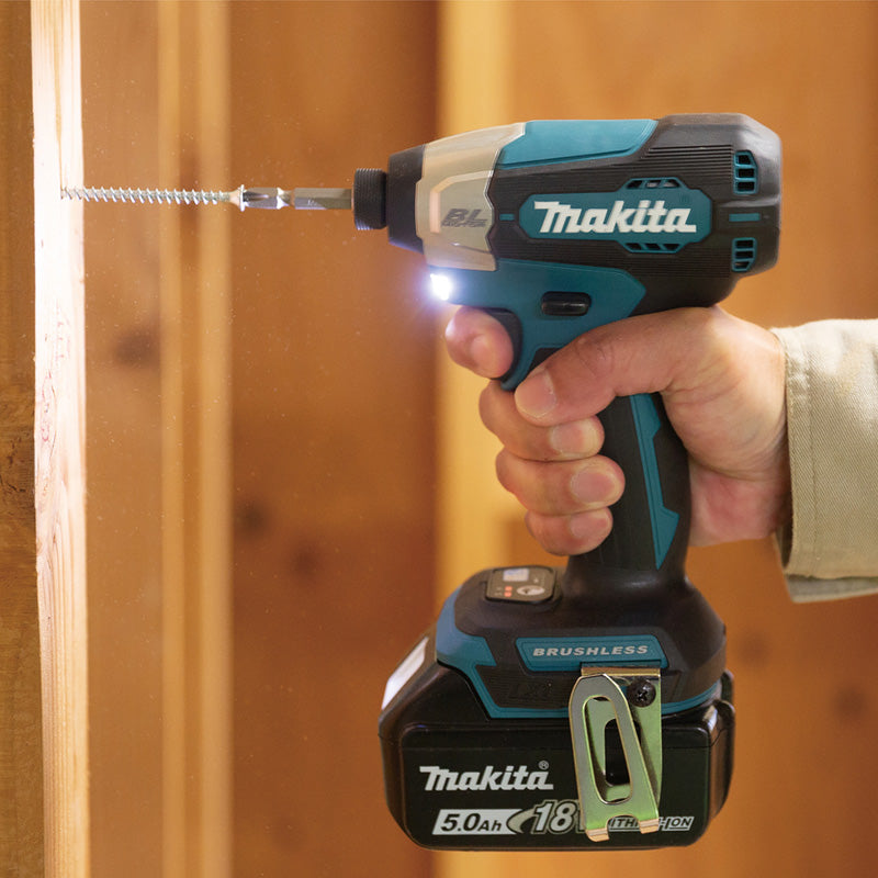 Schlagschrauber 140 nm MAKITA DTD157Z (nur Produkt)