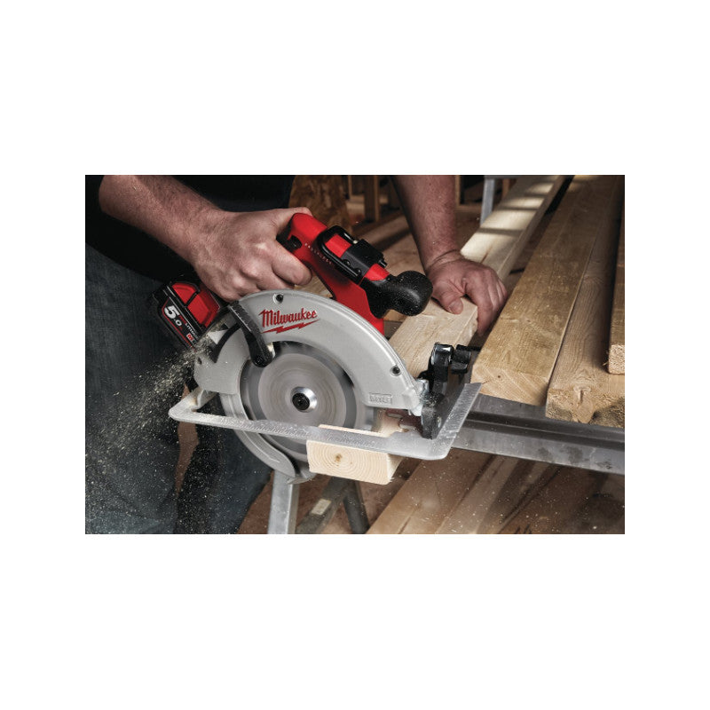 Scie circulaire Brushless MILWAUKEE M18 BLCS66-0 66cm pour bois et plastique